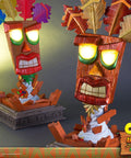 Aku Aku Mask (Combo Edition) (aku_horizontal_combo_07.jpg)