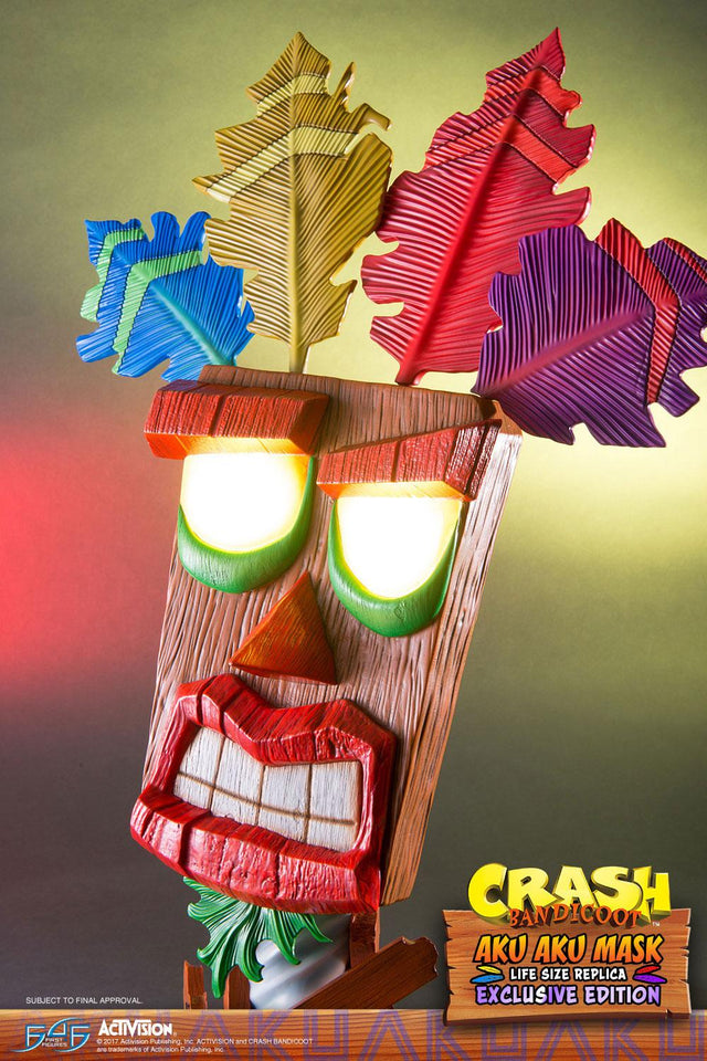 Aku Aku Mask (Exclusive) (aku_vertical_exc_04.jpg)