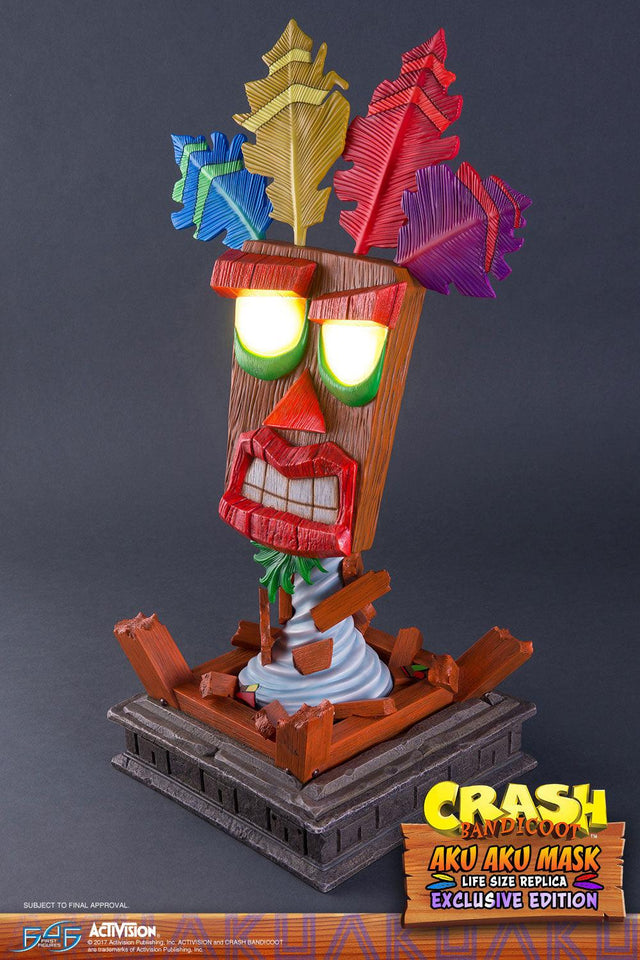 Aku Aku Mask (Exclusive) (aku_vertical_exc_10.jpg)