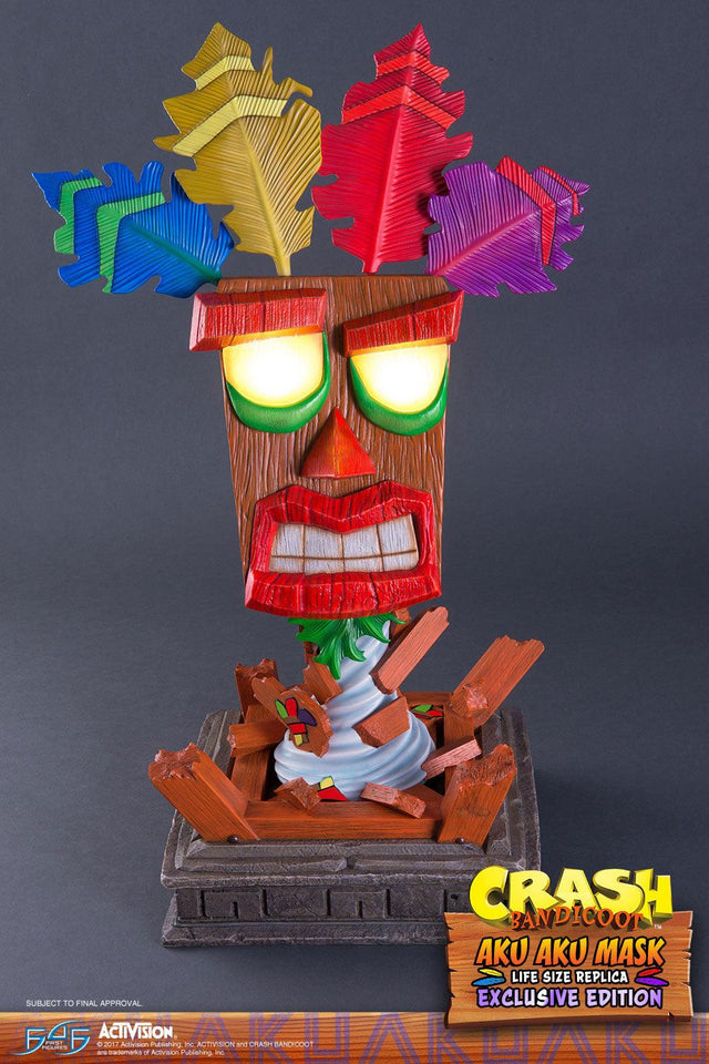 Aku Aku Mask (Exclusive) (aku_vertical_exc_11.jpg)