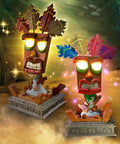 Aku Aku Mask (Exclusive) (akuakumask-life-size-2.jpg)