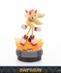 Sonic The Hedgehog - The Ultimate Life Form: Super Shadow (b2b268e8-66af-40b3-974a-7f57dbf981cb.jpg)
