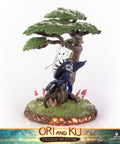 Ori and the Will of the Wisps - Ori and Ku Exclusive Edition (Day Variation) (bbc7ee14-27ee-4747-9b92-0991540a1d37.jpg)