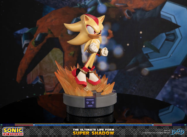 Sonic The Hedgehog - The Ultimate Life Form: Super Shadow (bf429a16-69e2-4788-a2f6-c2e50075f08a.jpg)