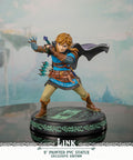 The Legend of Zelda™: Tears of the Kingdom - Link PVC (Exclusive Edition) (fe28f38c-3d84-4d34-8ae8-06f874db8a66.jpg)