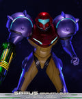 Metroid Prime™ - Samus Gravity Suit PVC Statue (Collector’s Edition) (gravitysuit_ex_14_1.jpg)