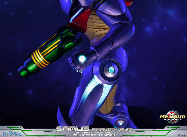 Metroid Prime™ - Samus Gravity Suit PVC Statue (Collector’s Edition) (gravitysuit_ex_21_1.jpg)