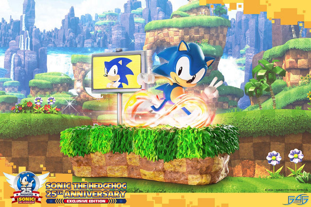 Sonic the Hedgehog 25th Anniversary (Exclusive) (horizontal_01_1_17.jpg)