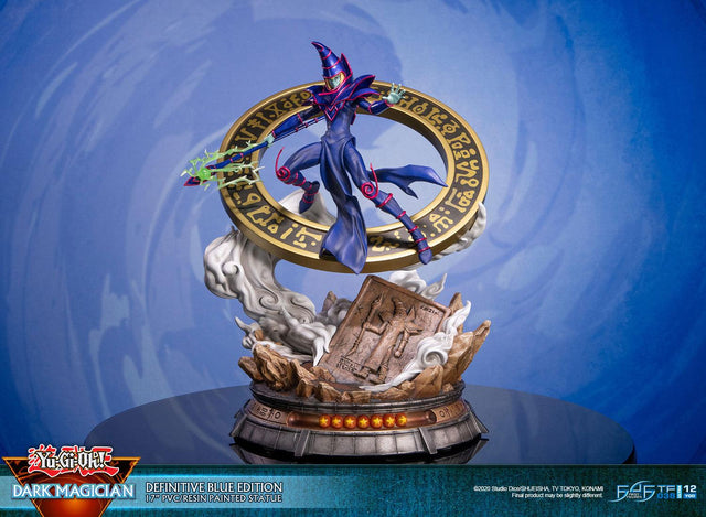 Yu-Gi-Oh! – Dark Magician (Definitive Blue Edition)  (launchphoto_dmblue_de-16.jpg)