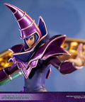 Yu-Gi-Oh! – Dark Magician (Definitive Purple Edition)  (launchphoto_dmpurple_de-23.jpg)