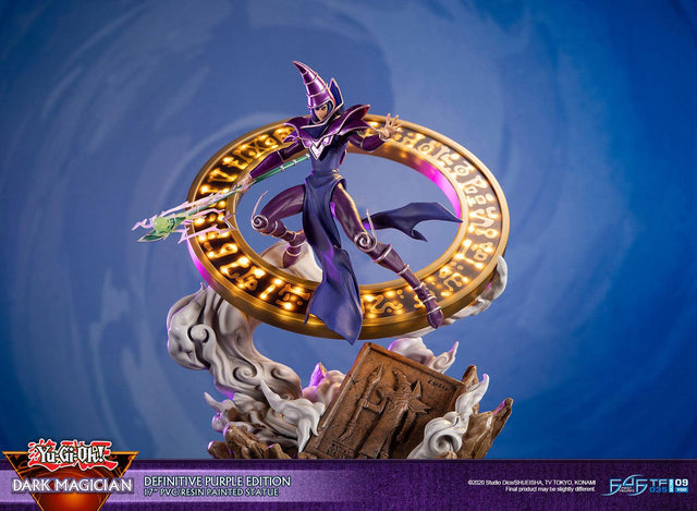 Yu-Gi-Oh! – Dark Magician (Definitive Purple Edition)  (launchphoto_dmpurple_de-32.jpg)