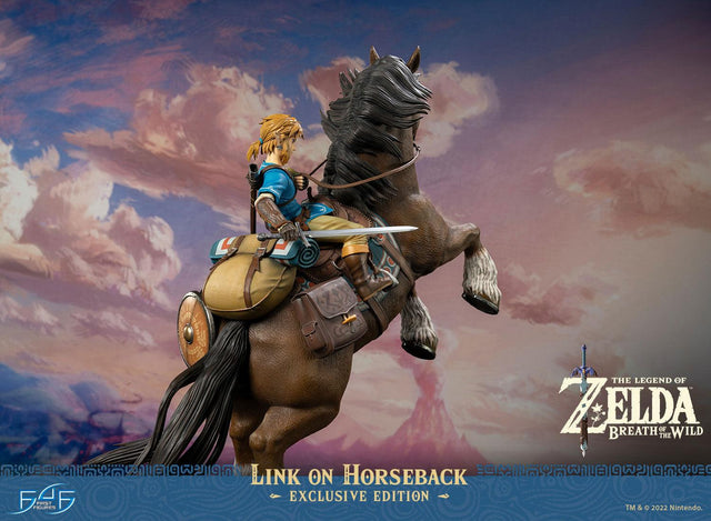 The Legend of Zelda™: Breath of The Wild - Link on Horseback (Exclusive Edition) (linkonhorseback_st_14.jpg)