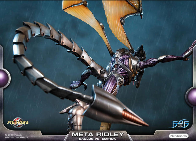 Metroid Prime – Meta Ridley Exclusive Edition (metaridley-exc-h-22.jpg)