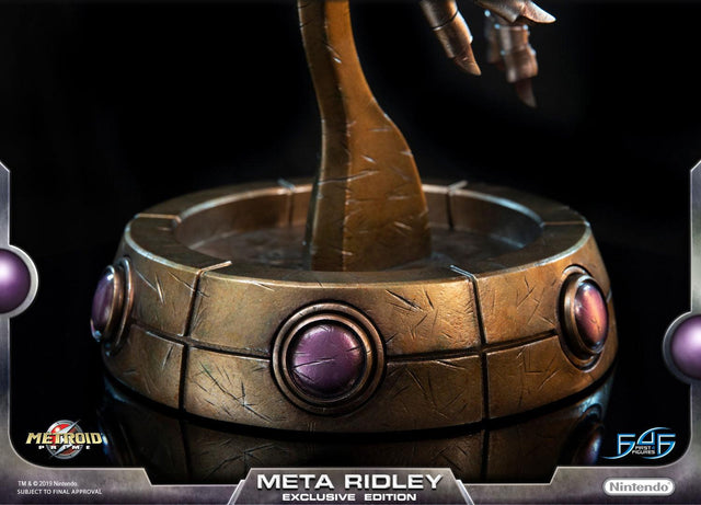 Metroid Prime – Meta Ridley Exclusive Edition (metaridley-exc-h-54.jpg)