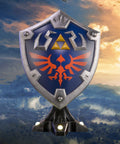 The Legend of Zelda™: Breath of the Wild – Hylian Shield (Exclusive Edition) (rectangle-1480x1600-shield-02.jpg)