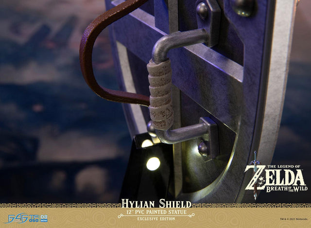 The Legend of Zelda™: Breath of the Wild – Hylian Shield (Exclusive Edition) (shield_launchphoto_ex_17.jpg)