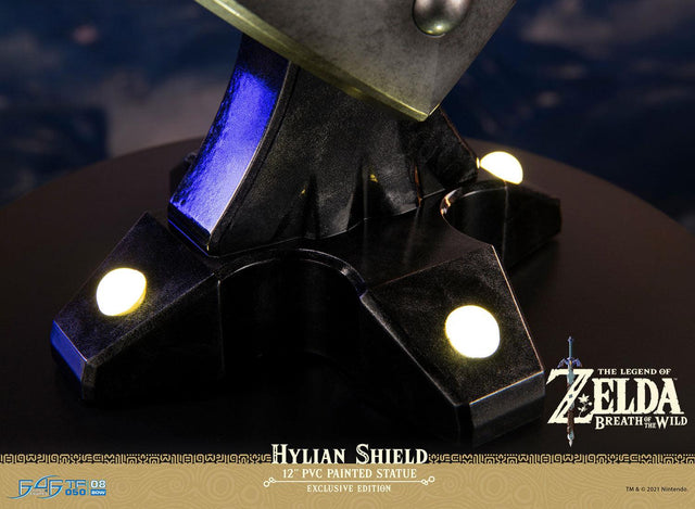 The Legend of Zelda™: Breath of the Wild – Hylian Shield (Exclusive Edition) (shield_launchphoto_ex_19.jpg)