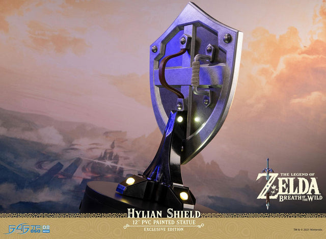 The Legend of Zelda™: Breath of the Wild – Hylian Shield (Exclusive Edition) (shield_launchphoto_ex_22.jpg)