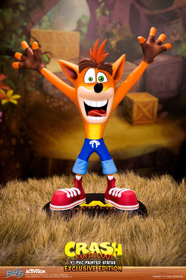 Crash Bandicoot PVC (Exclusive) (vertical_01_3_1.jpg)