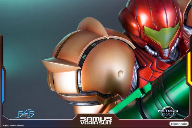 Varia Suit (vs_reg_horizontal_05.jpg)