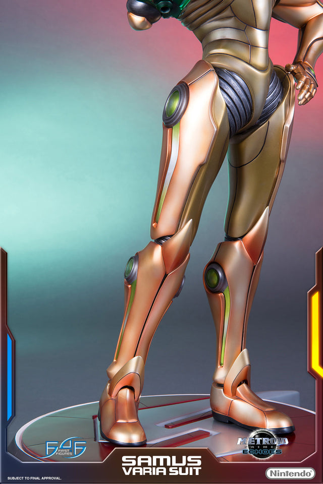 Varia Suit (vs_reg_vertical_13_1.jpg)